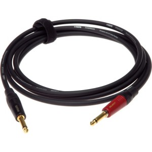 Very flexible guitar cord...