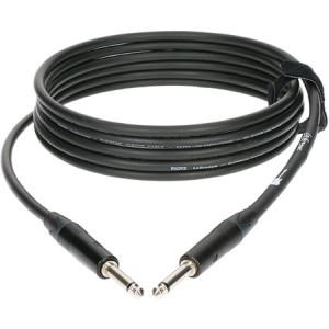 Very flexible guitar cord...