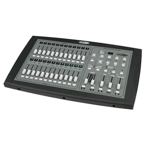 Console DMX à mémoires 1224...